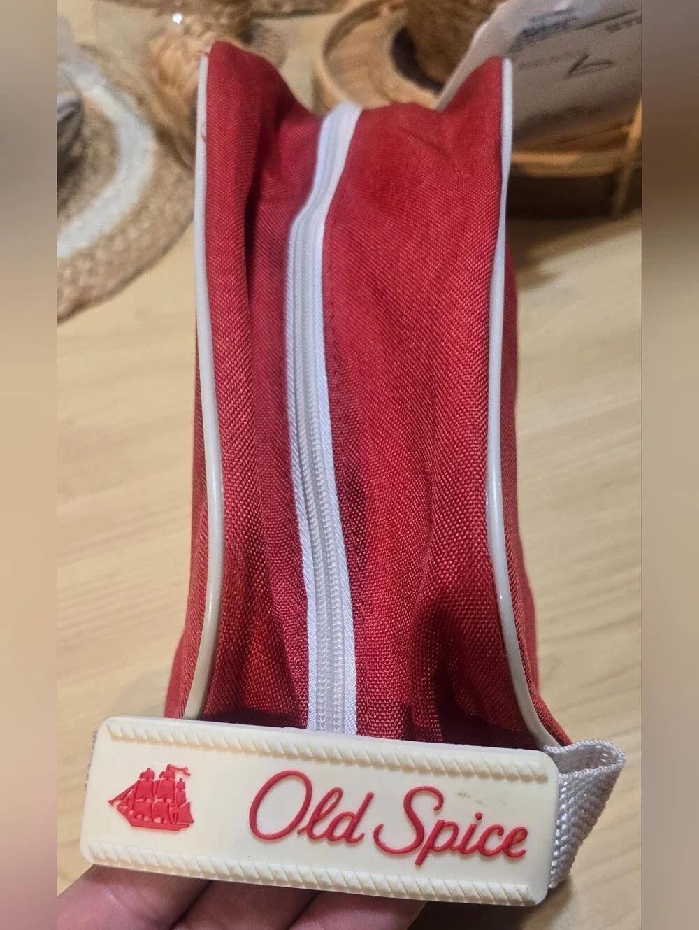 Old Spice Red Polyester  Travel Toiletry Shaving Bag White Trim  9.5x5x5 Zagwear